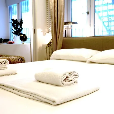 Apartment I Host - Val Strona 3 Milan